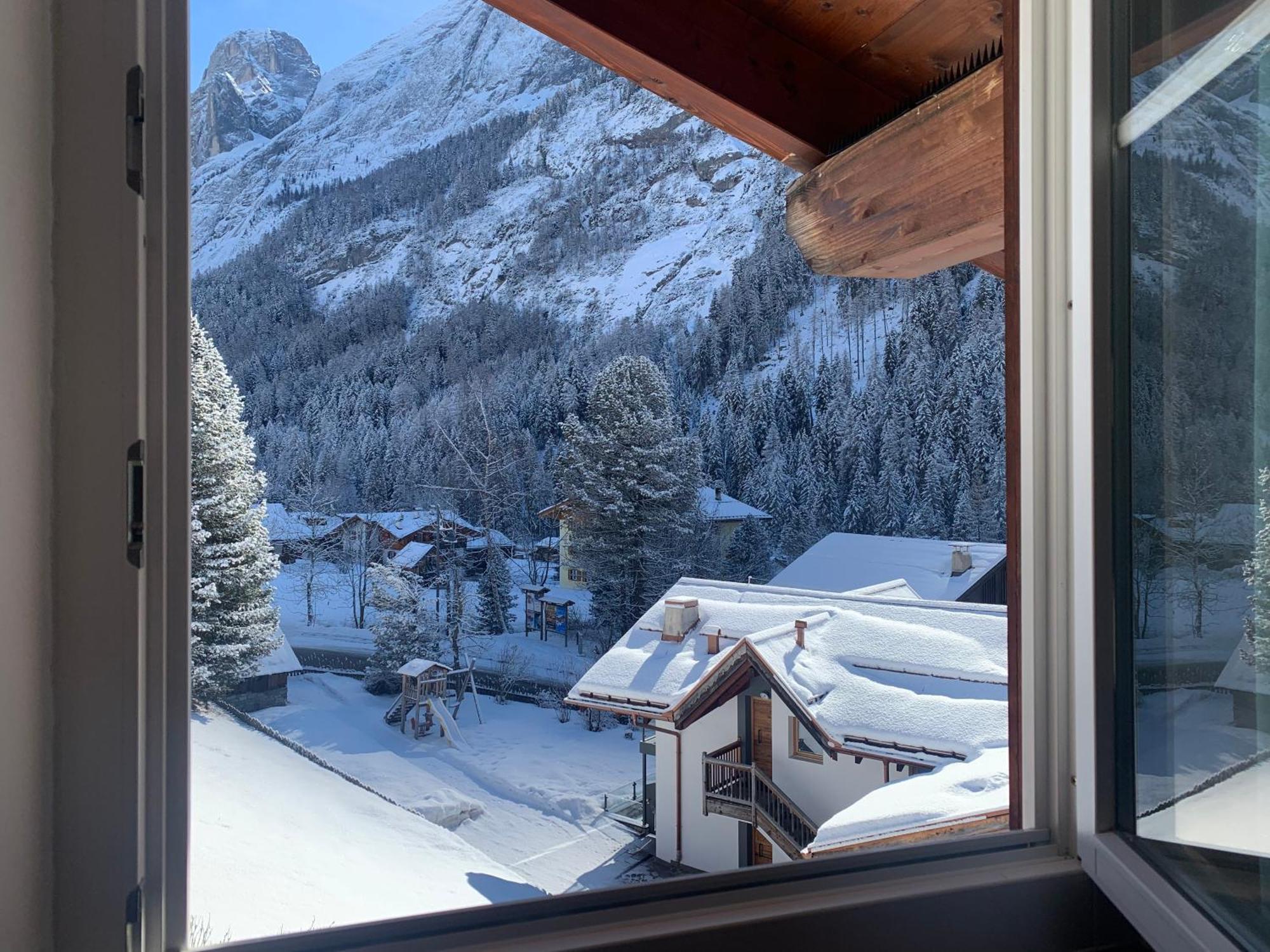 Luxury Chalet Orchidea Canazei Exterior photo
