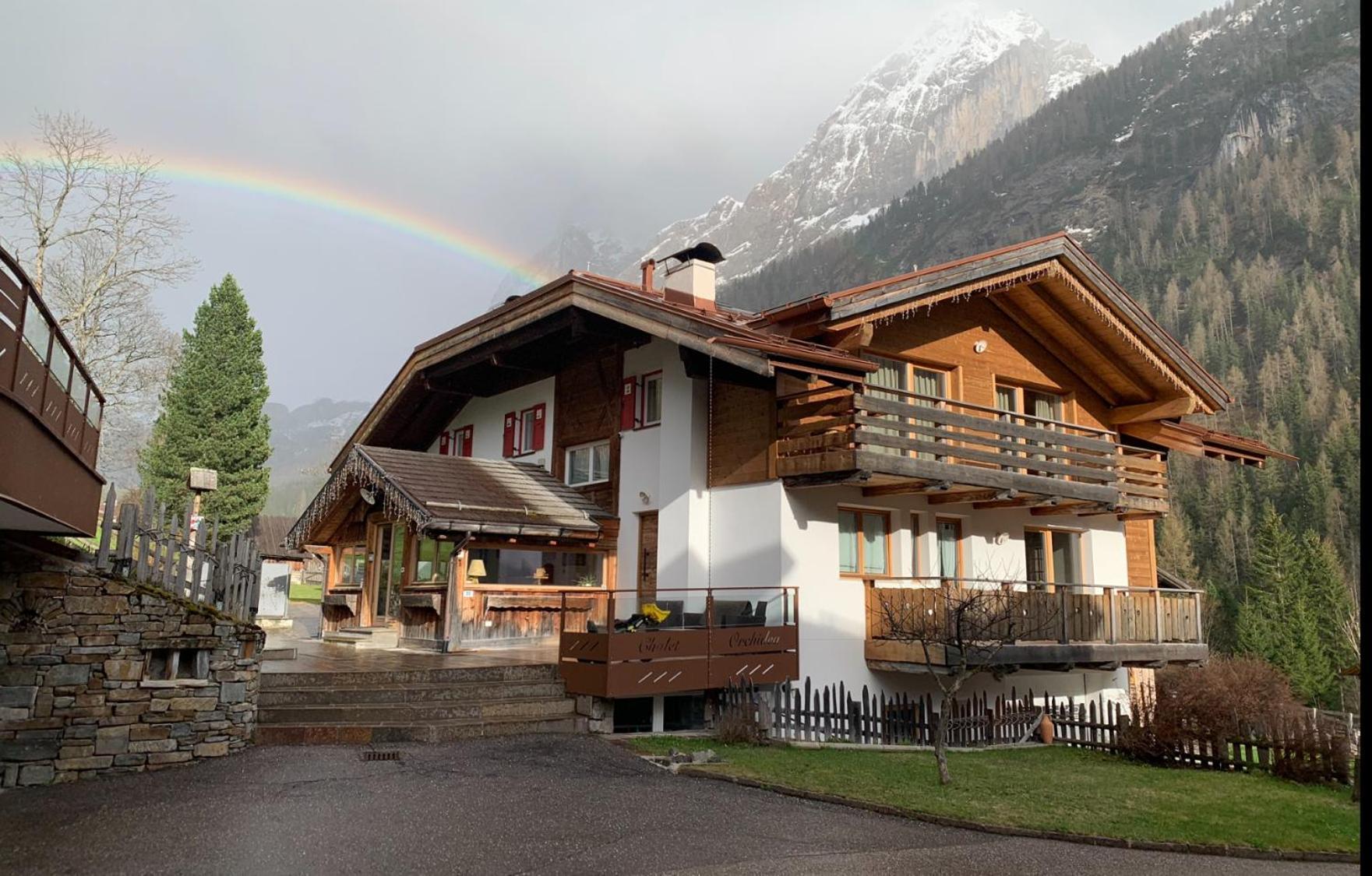 Luxury Chalet Orchidea Canazei Exterior photo